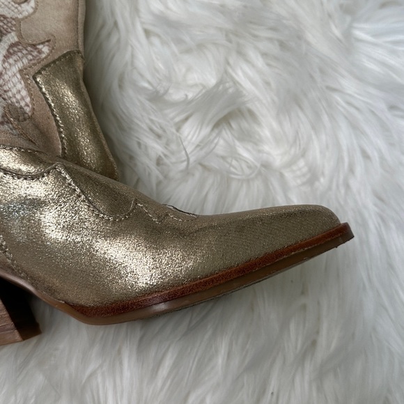Women Lunar Cowboy Boot -Gold Metallic Snake Print size 6 - Picture 4 of 15
